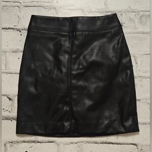 H&M Black Faux Leather Mini Skirt Vegan Leather Edgy Y2K Size 0